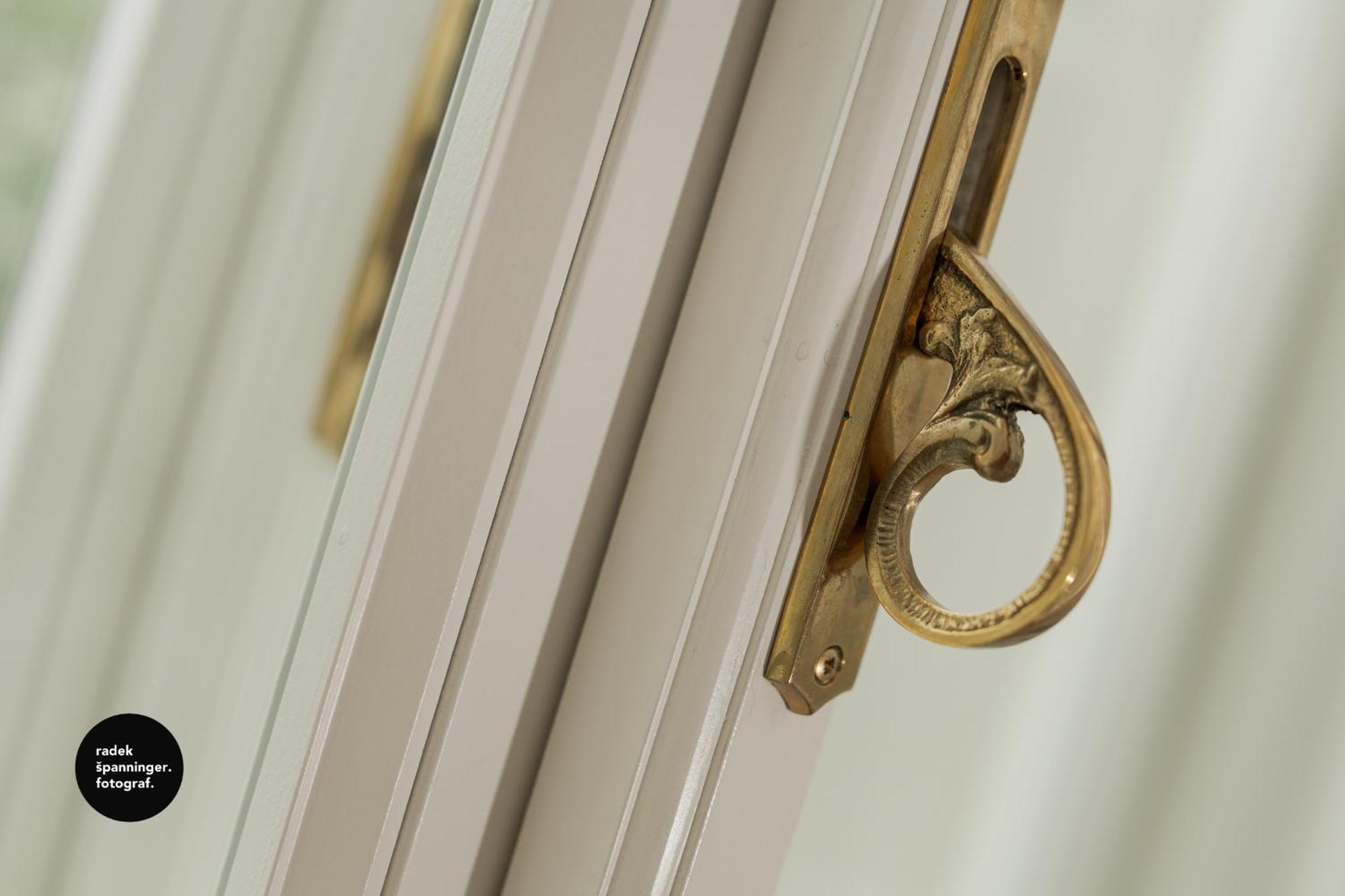 Central Apartments Parizska プラハ エクステリア 写真