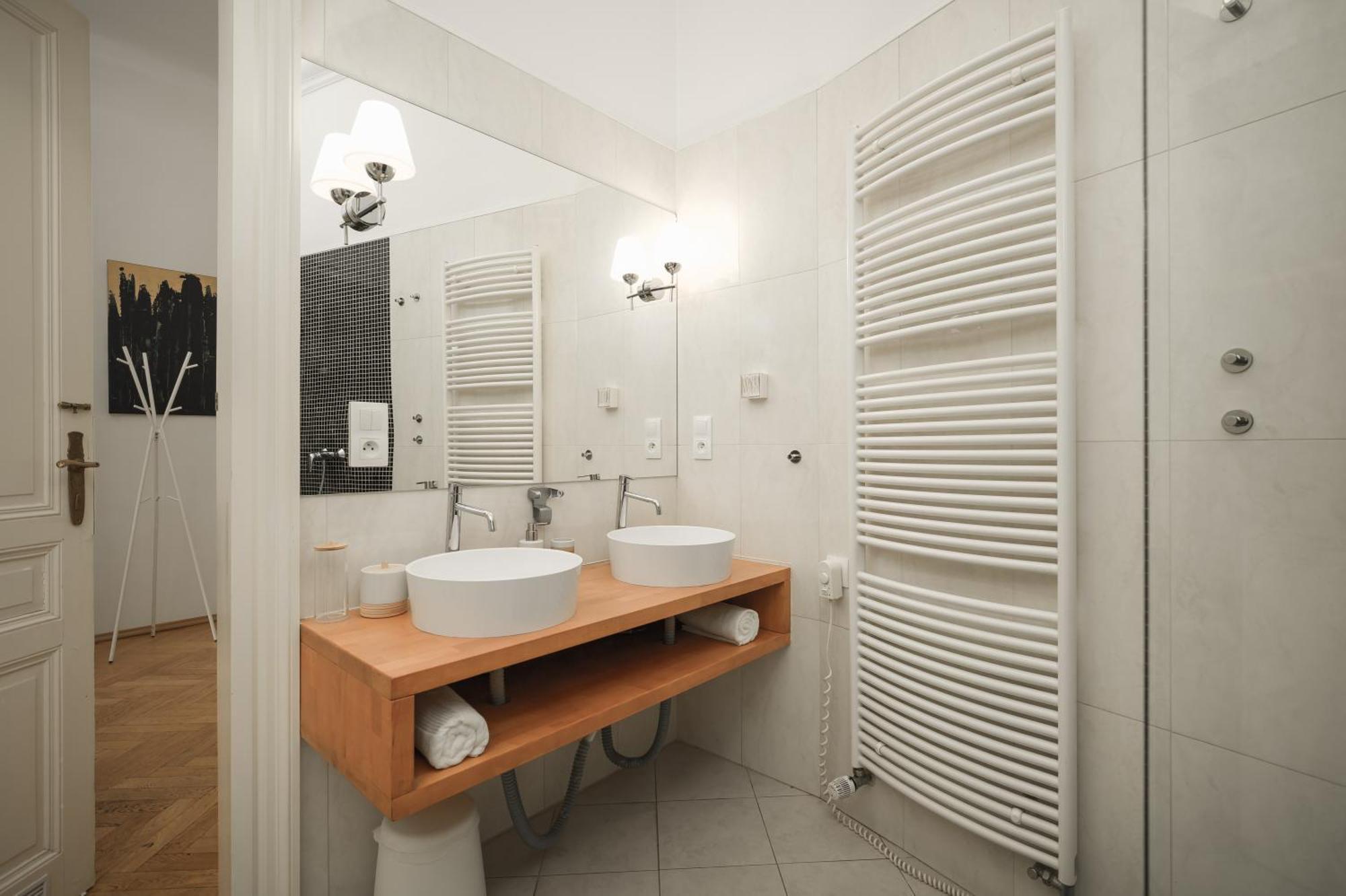Central Apartments Parizska プラハ エクステリア 写真